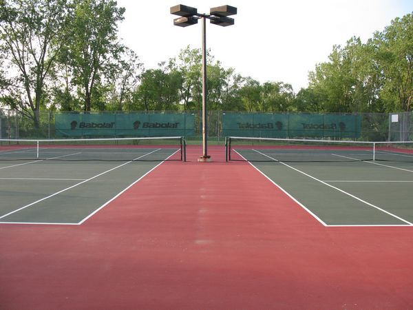 Tennis court at Jack Darling park